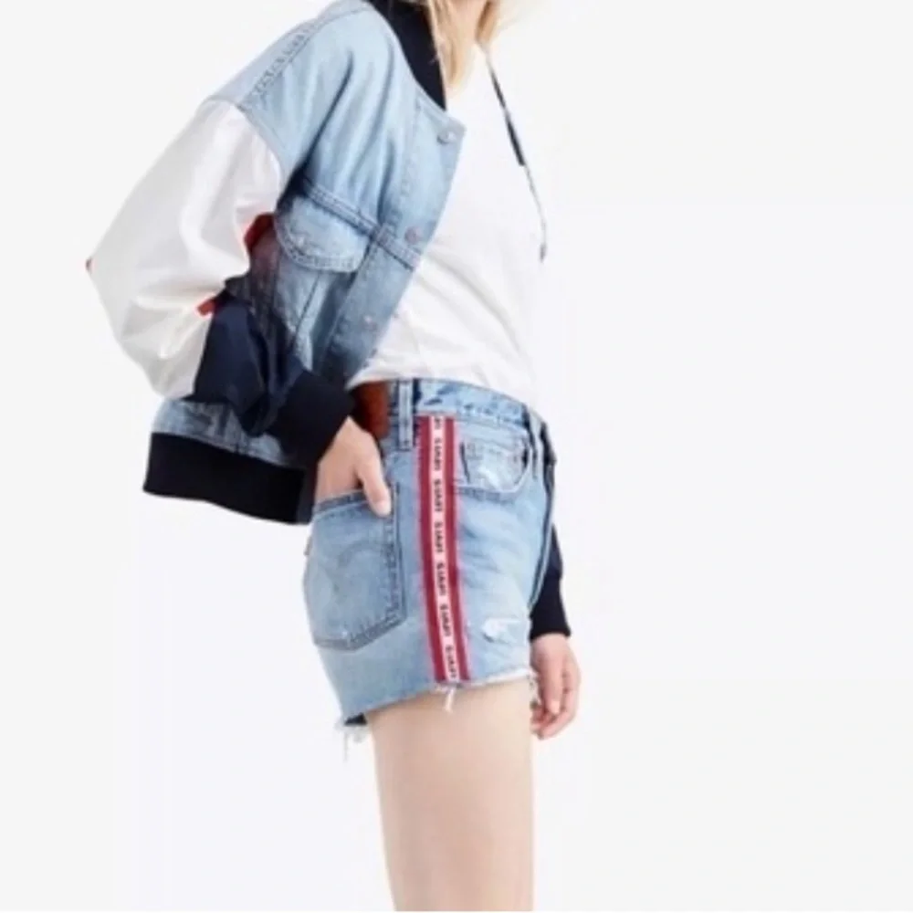 Levi’s | Women’s Blue Denim Premium 501 Buttonfly Logo Stripe Jean Shorts, Sz 27